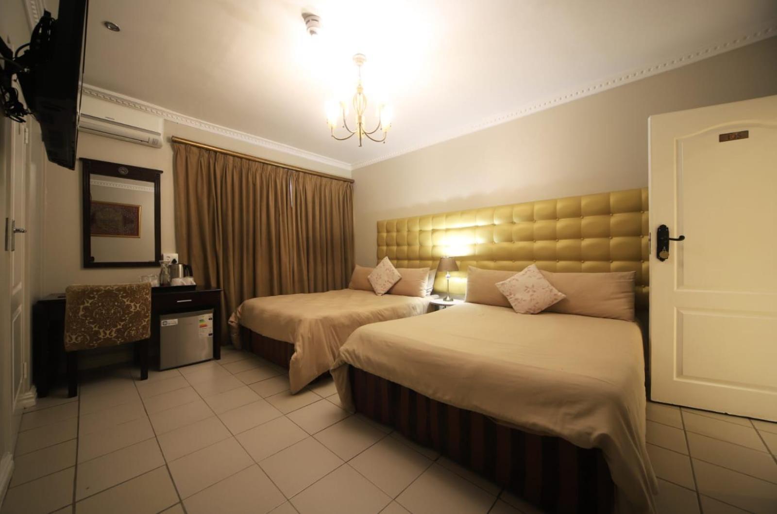 Savoy Lodge Cape Town Exterior photo