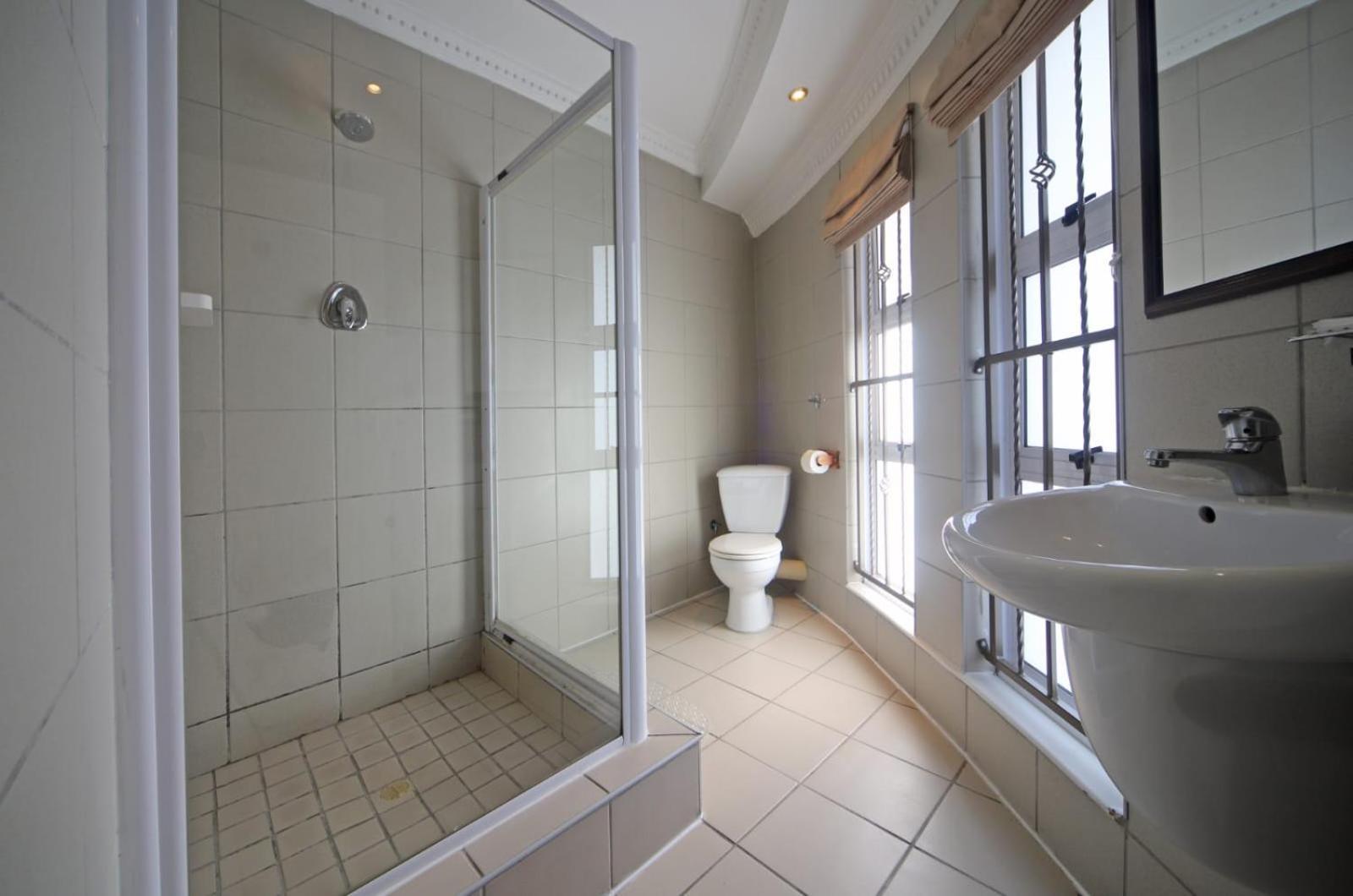 Savoy Lodge Cape Town Exterior photo